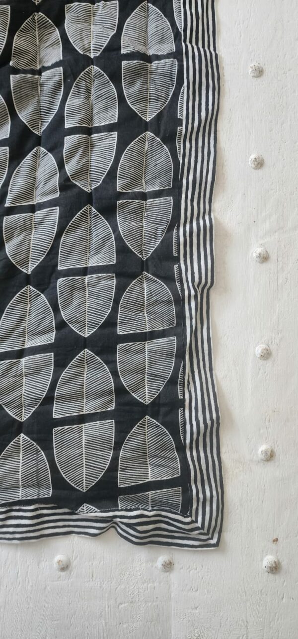 Banana Leaf Black Small Quilt – 100% Indian Cotton Hand Block Printed