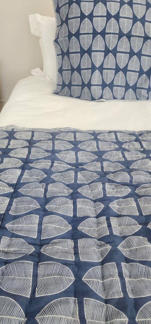 Banana Leaf Blue Large Quilt – 100% Indian Cotton Hand Block Printed