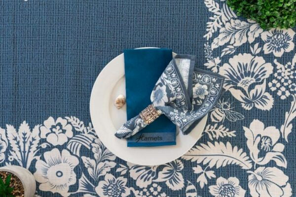 Natural Flower Blue Drip-Dry Tablecloth