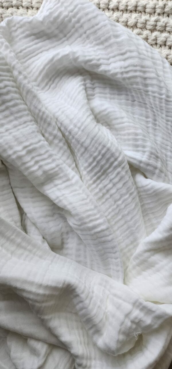Muslin Throw with Shell Edge Stitching White on White 150*220cm