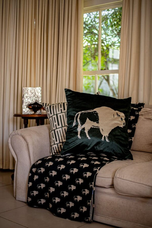 African Bull Green Linen Cushion Cover
