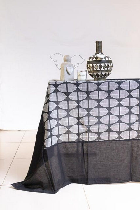 Banana Leaf Black Tablecloth Round – 100% Indian Cotton Hand Block Printed