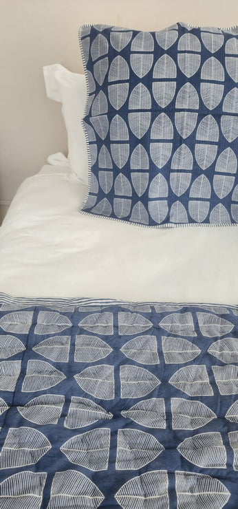 Banana Leaf Blue Large Quilt – 100% Indian Cotton Hand Block Printed