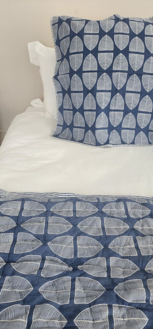 Banana Leaf Blue Large Quilt – 100% Indian Cotton Hand Block Printed