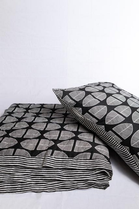 Banana Leaf Black Small Quilt – 100% Indian Cotton Hand Block Printed
