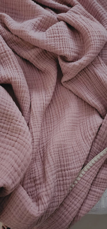 Muslin Throw with Shell Edge Stitching Pink and Natural 150*220CM