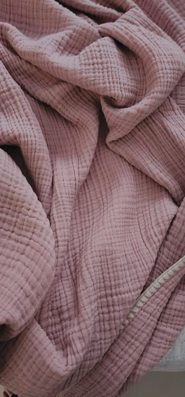 Muslin Throw with Shell Edge Stitching Pink and Natural 150*220CM