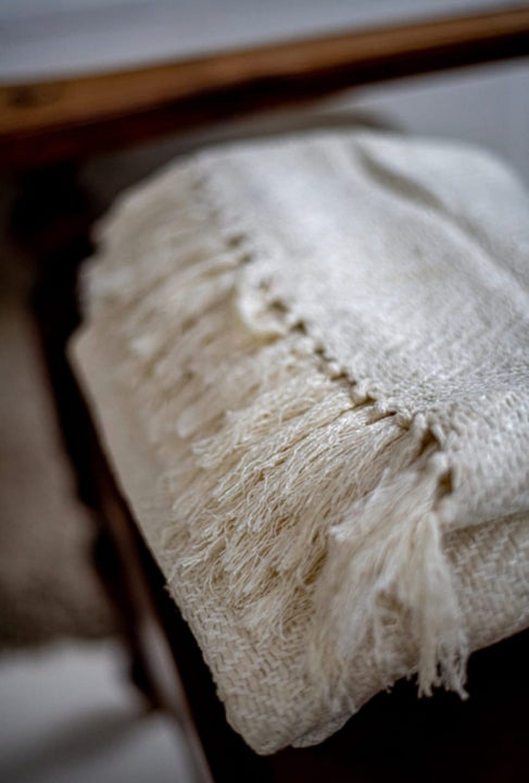 Raw Silk African Design – Hand Loom Natural